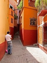 photo de la célèbre callejón del Beso à Guanajuato