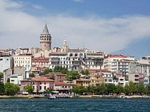 photo de la tour de Galata qui est construction médiévale d’Istanbul