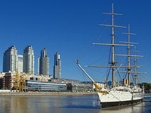 photo de la frégate Sarmiento transformée en navire musée