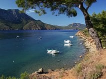 photo de la baie d’Adrasan au pied du mont Musa sur la côte Lycienne