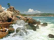 photo du petit port de pêche de Puerto Escondido sur la côte Pacifique