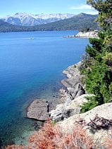 photo de l’île Victoria sur le lac Nahuel Huapi, proche de Bariloche