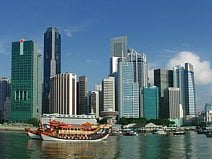 photo de Marina Bay avec ses gratte-ciels au cœur de Singapour