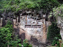 photo du pays Toraja qui est réputé pour ses cérémonies funéraires